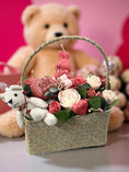 Load image into Gallery viewer, Maison d’Amour Candle Basket