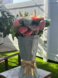 Load image into Gallery viewer, Candelle Signature Piece Candle Bouquet