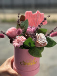 Load image into Gallery viewer, Best Bloom Box
