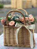 Load image into Gallery viewer, Ribbon Candle Basket
