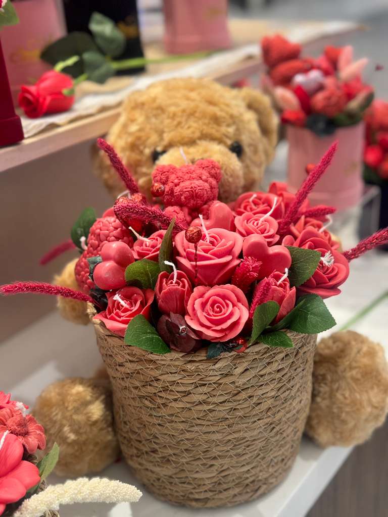 EXCLUSIVE Scarlet Love Bear