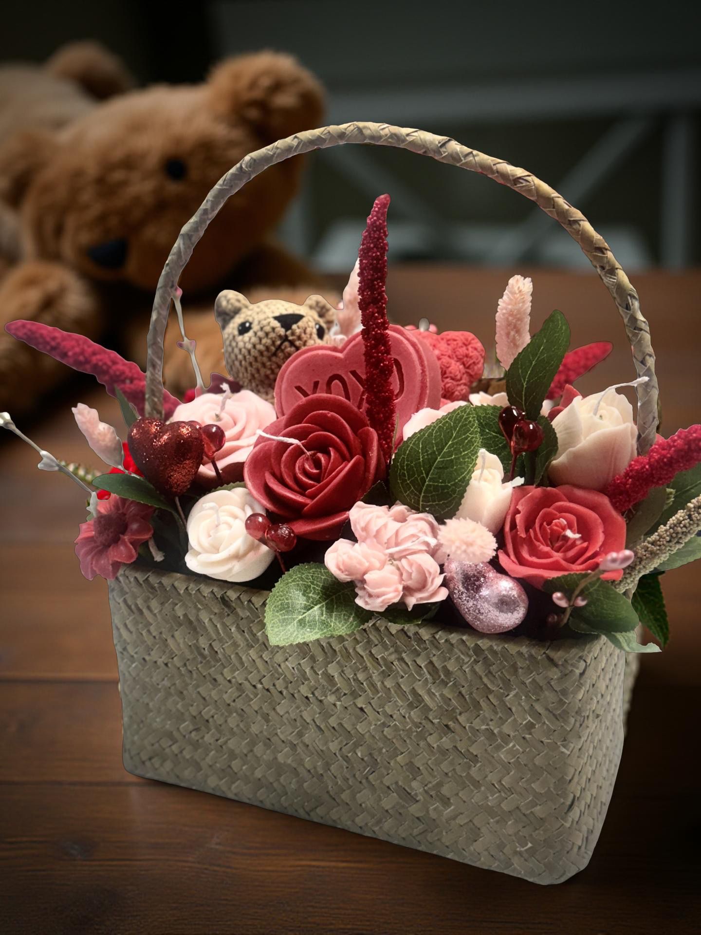 Maison d’Amour Candle Basket