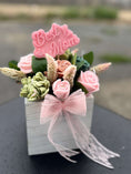 Load image into Gallery viewer, Best Mom Pink Candle Arrangement
