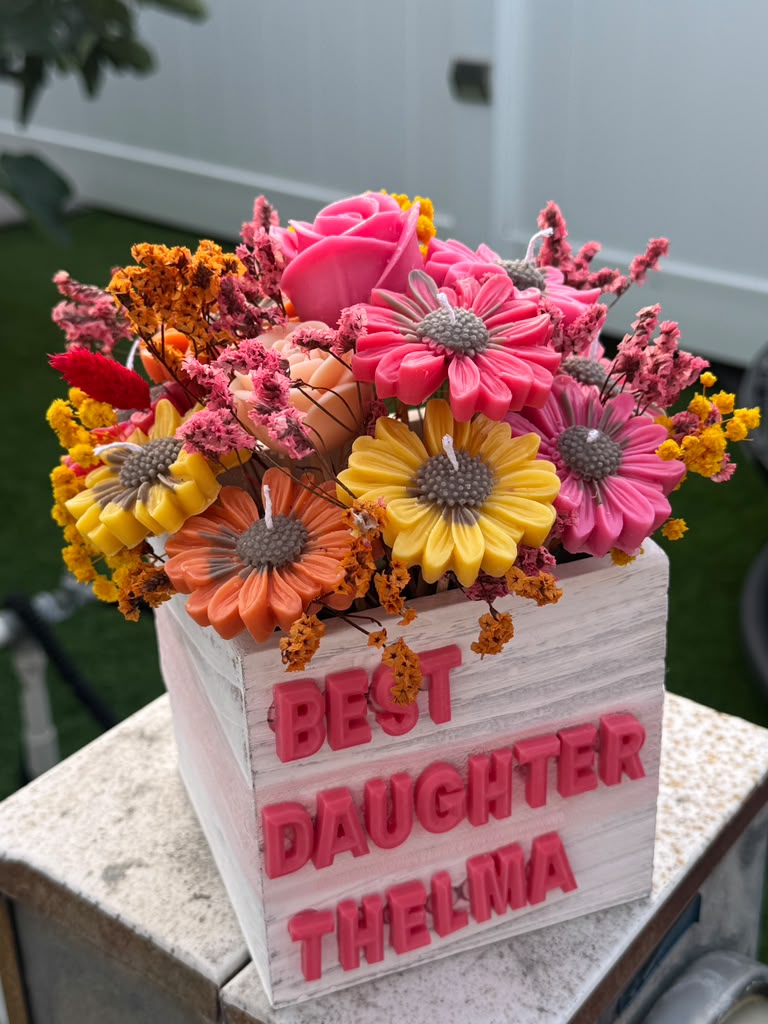 Essential Custom Flowers gift candles