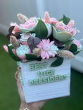 Load image into Gallery viewer, Essential Custom Flowers gift candles
