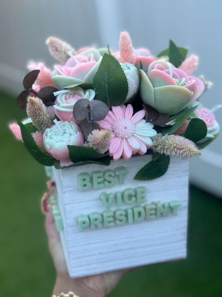 Essential Custom Flowers gift candles